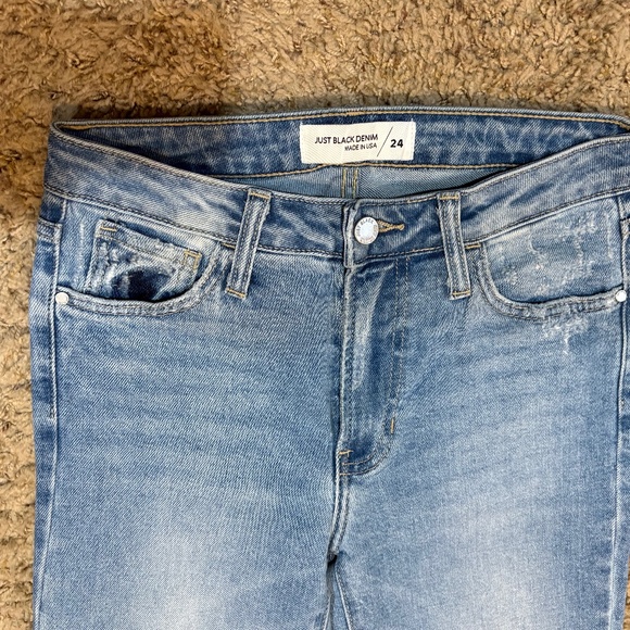 Just Black Denim Distressed Jeans Women's 24 - Picture 3 of 5